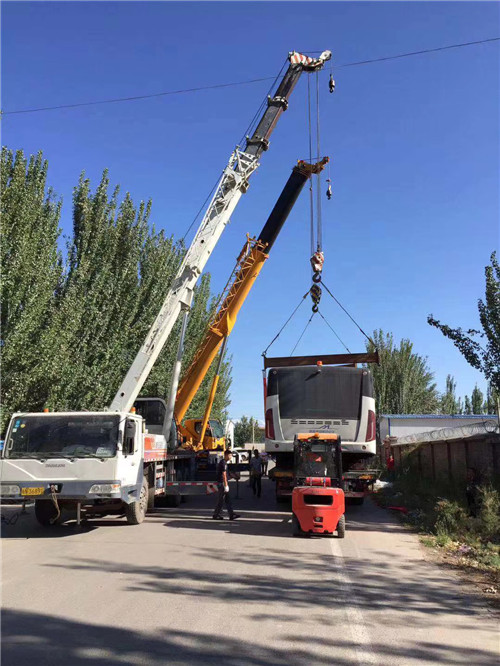 肇州县港口集装箱搬运案例